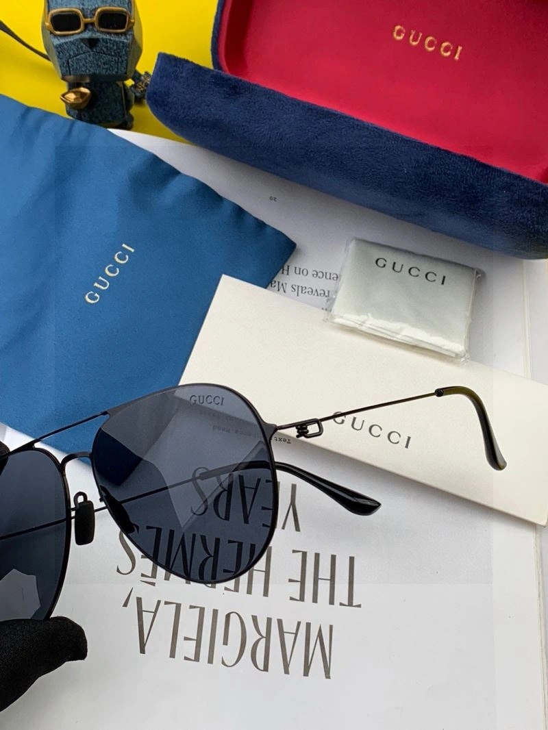 Gucci Sunglasses Chic 279675