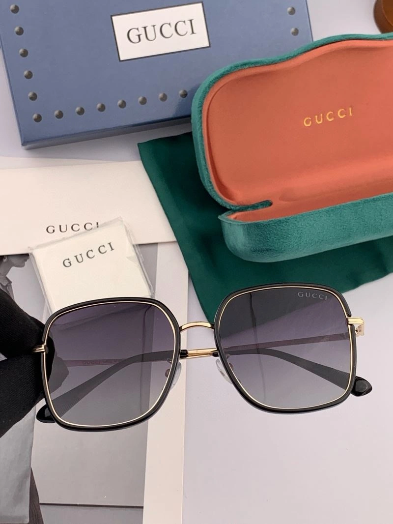 Gucci Sunglasses Minimalist 279665