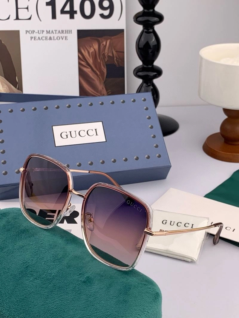 Gucci Sunglasses Minimalist 279665