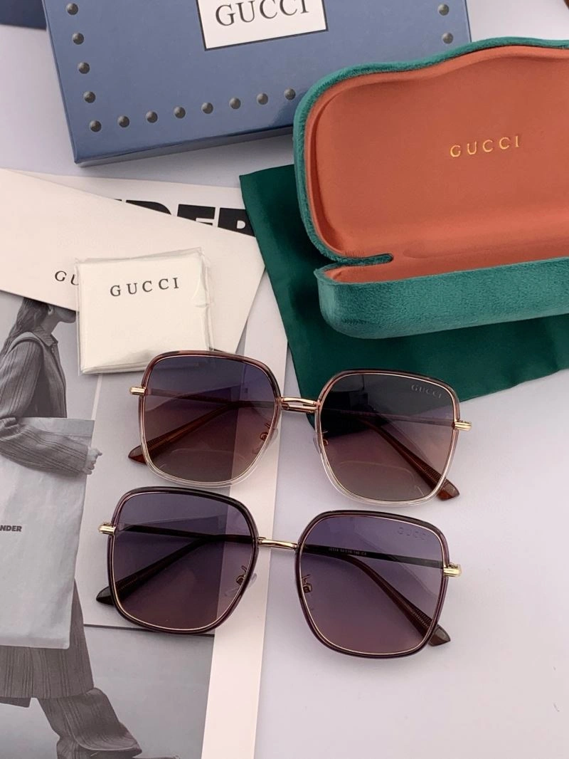 Gucci Sunglasses Minimalist 279665