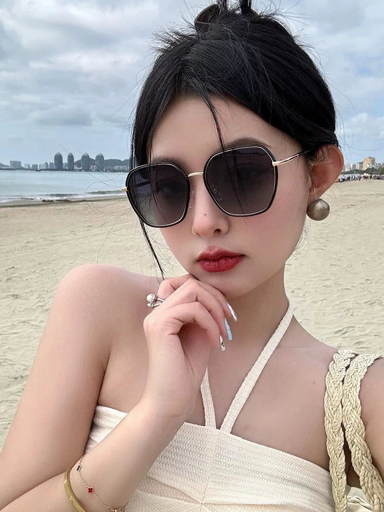 Sleek Gucci Sunglasses 279664