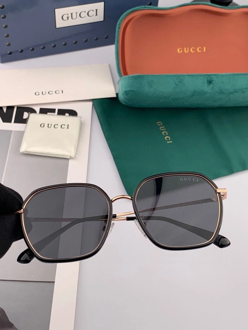 Sleek Gucci Sunglasses 279664