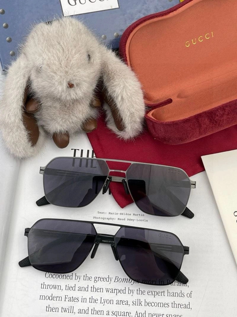 Gucci Sunglasses Bold 279663