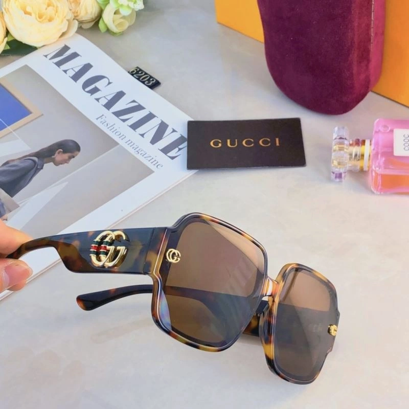 Gucci Sunglasses SunProtective 279662