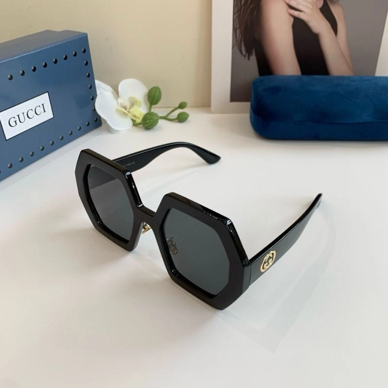 Durable Gucci Sunglasses 279654