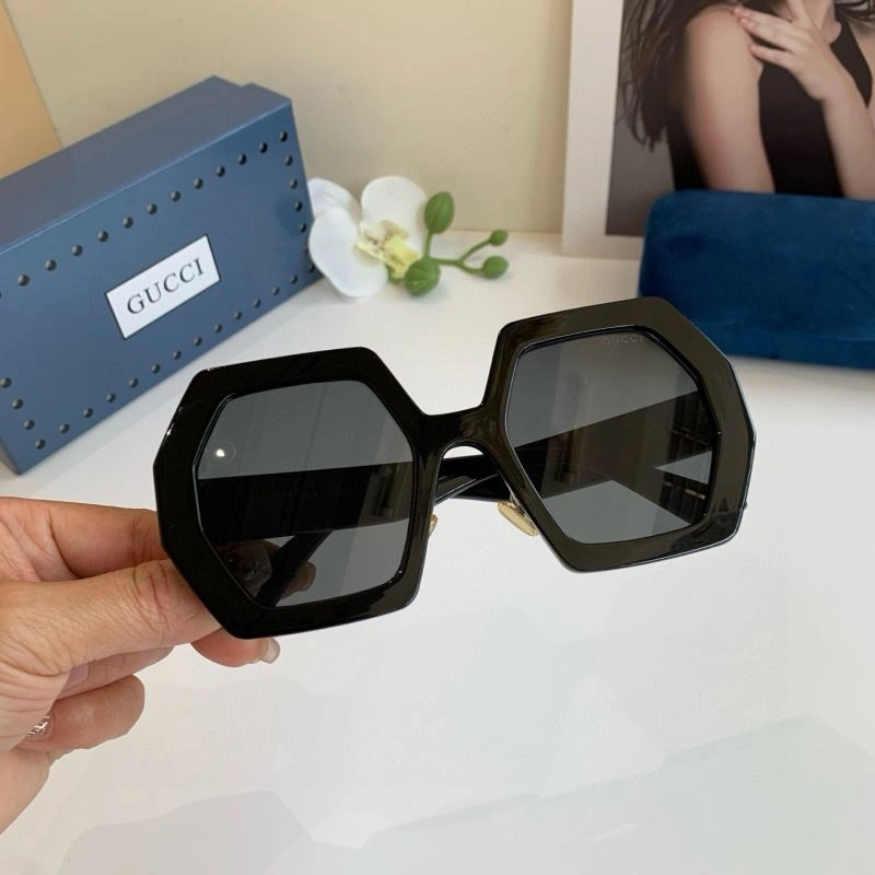 Durable Gucci Sunglasses 279654