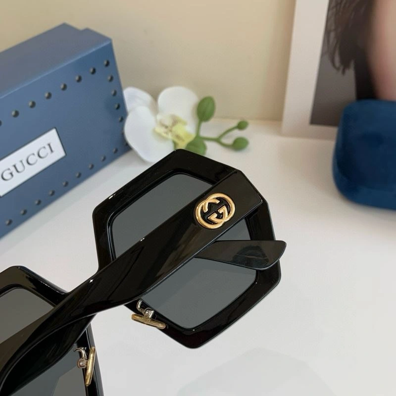 Durable Gucci Sunglasses 279654