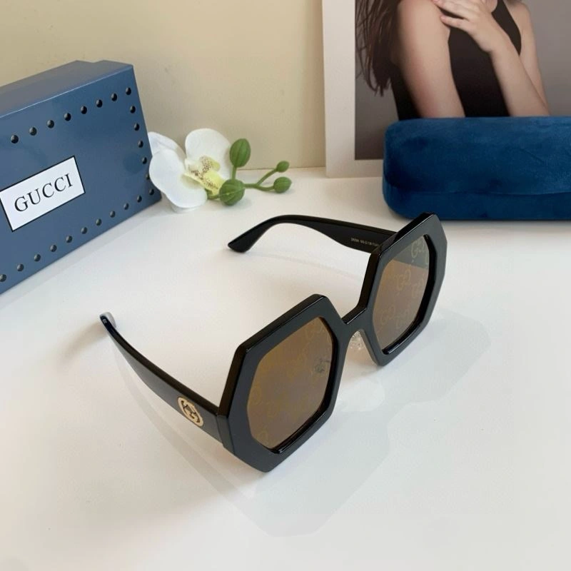 Durable Gucci Sunglasses 279635