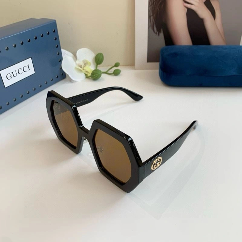 Durable Gucci Sunglasses 279635