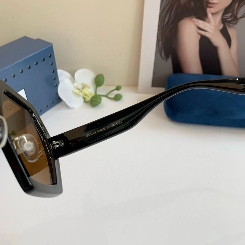 Durable Gucci Sunglasses 279635