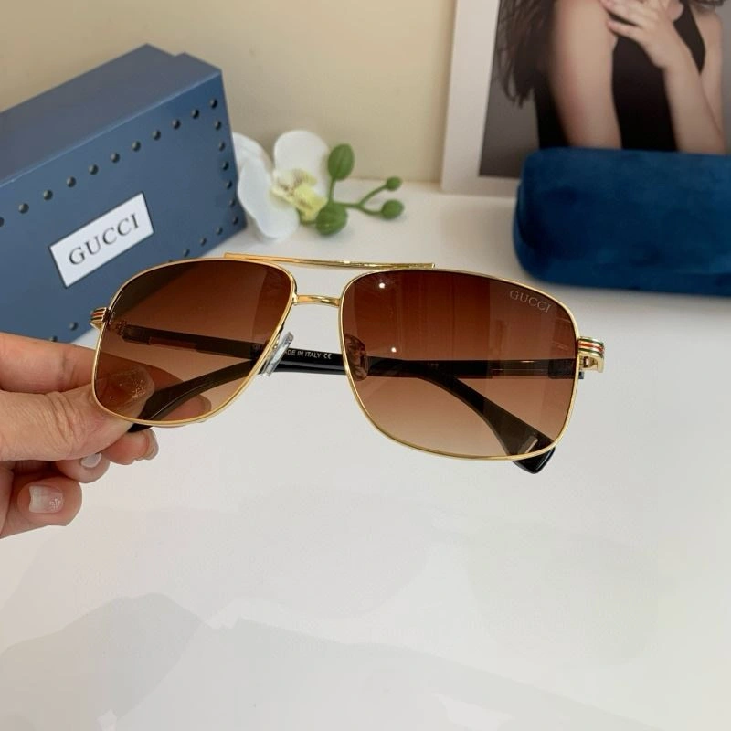 Gucci Sunglasses Casual 279647