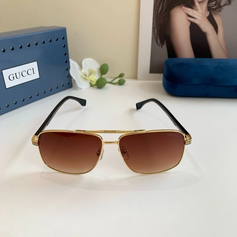 Gucci Sunglasses Casual 279647