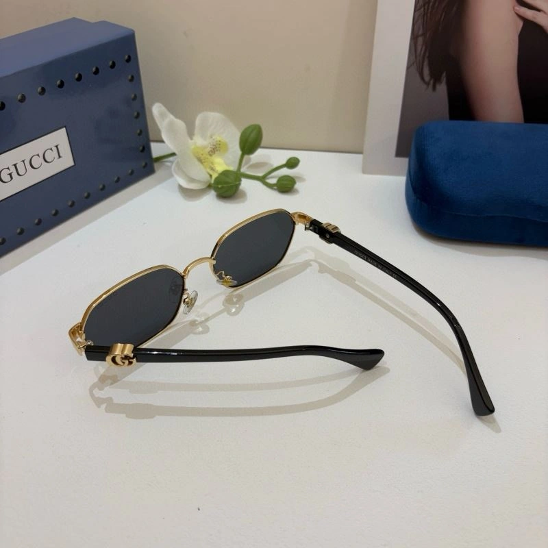 AllSeason Gucci Sunglasses 279644