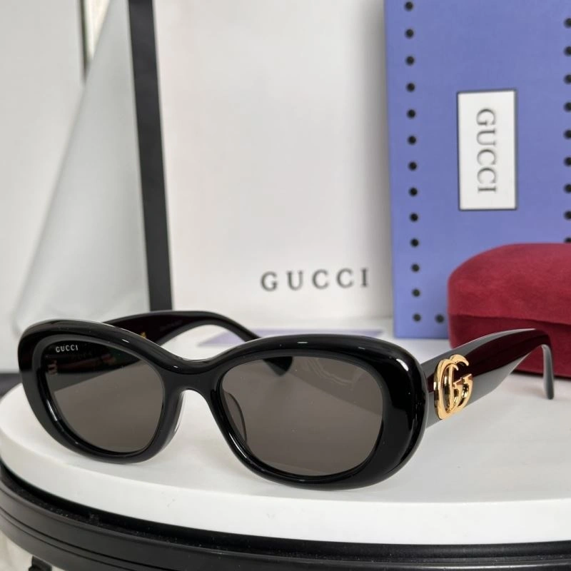 Resilient Gucci Sunglasses 279650