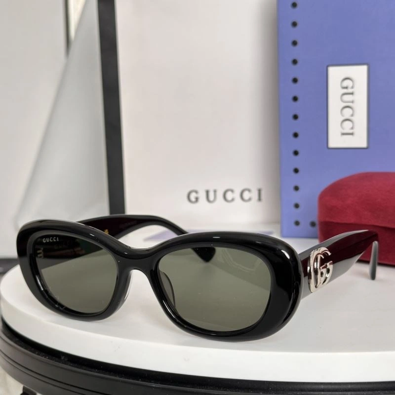 Resilient Gucci Sunglasses 279650