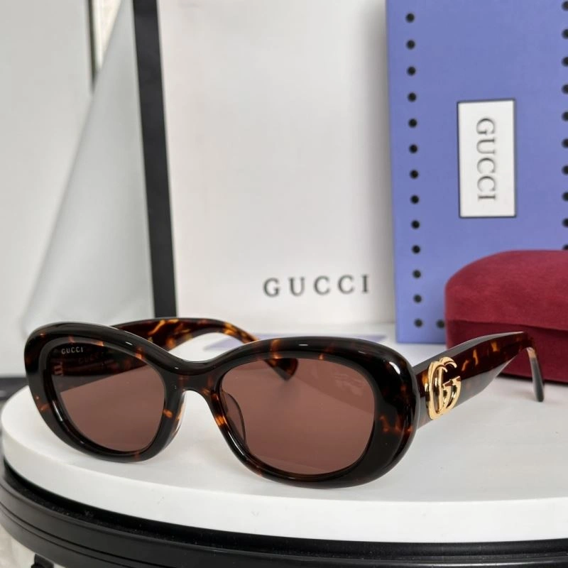 Resilient Gucci Sunglasses 279650
