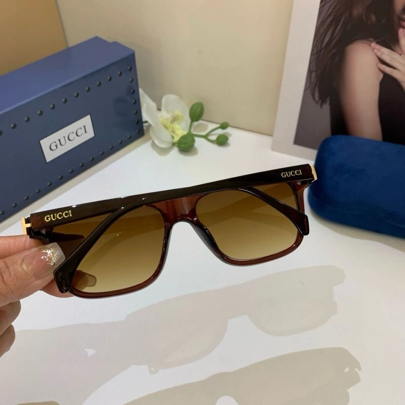 Gucci Sunglasses ZipUp 279633