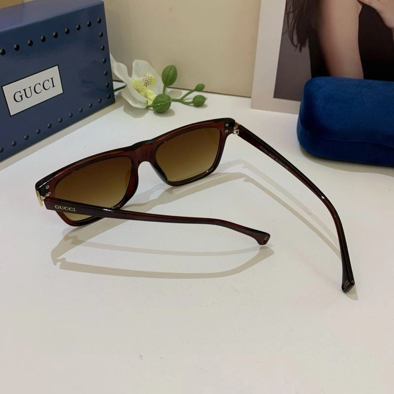 Gucci Sunglasses ZipUp 279633