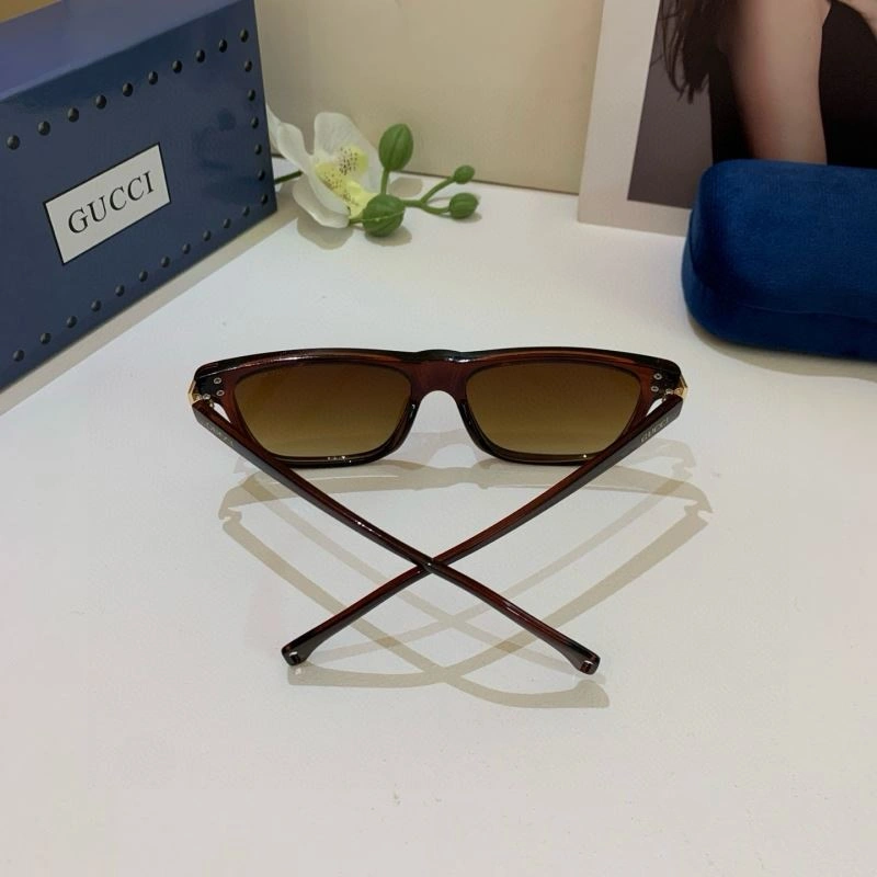 Gucci Sunglasses ZipUp 279633