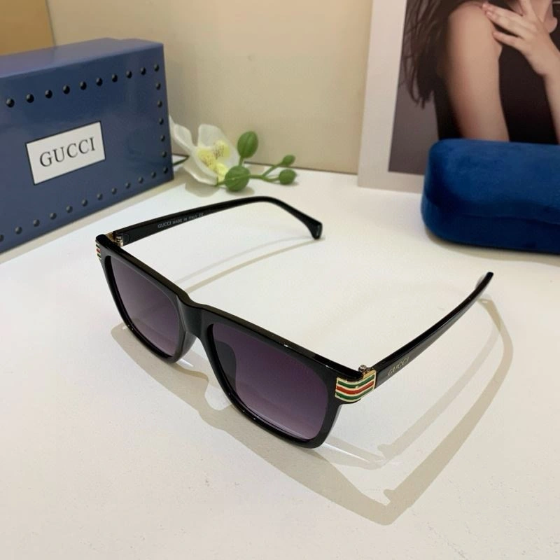 Gucci Sunglasses WrinkleFree 279631