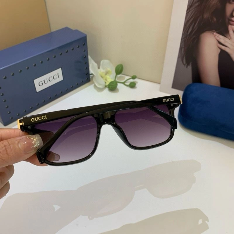 Gucci Sunglasses WrinkleFree 279631