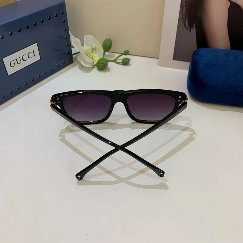 Gucci Sunglasses WrinkleFree 279631