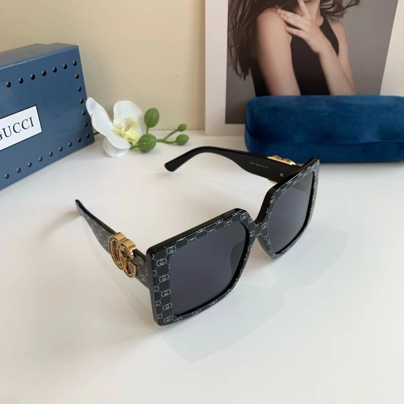 Gucci Sunglasses Breathable 279629