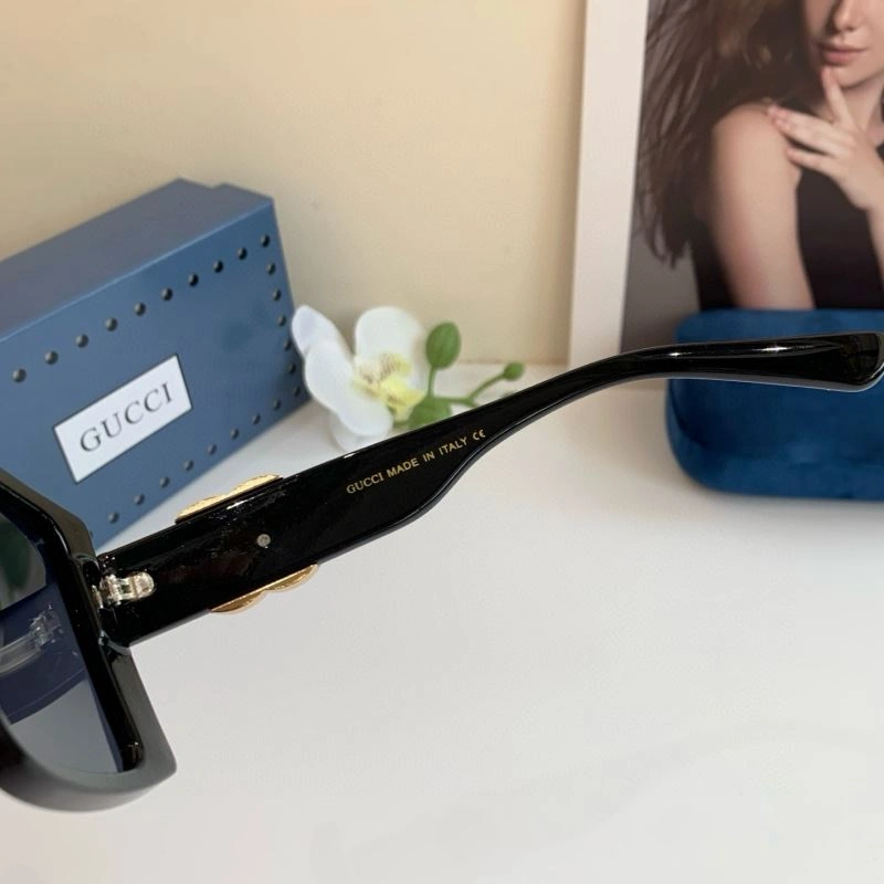 Gucci Sunglasses Breathable 279629