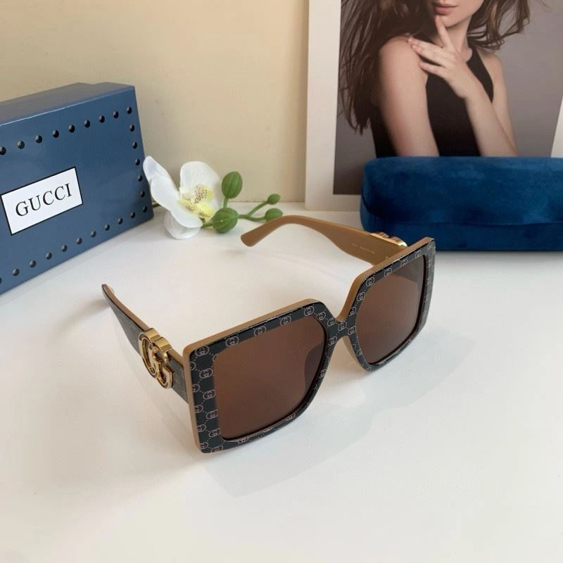 Gucci Sunglasses WaterResistant 279649