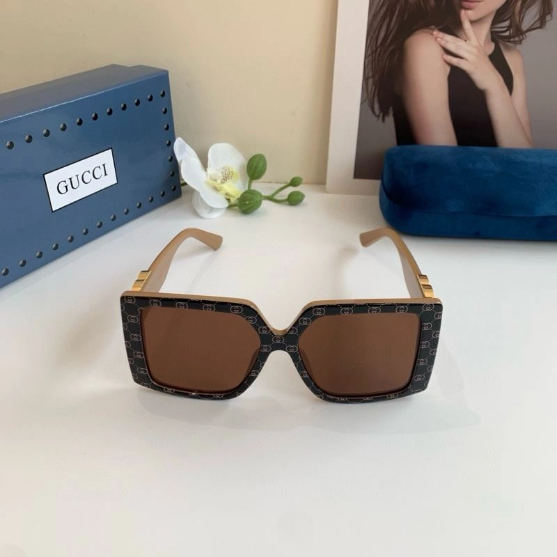 Gucci Sunglasses WaterResistant 279649