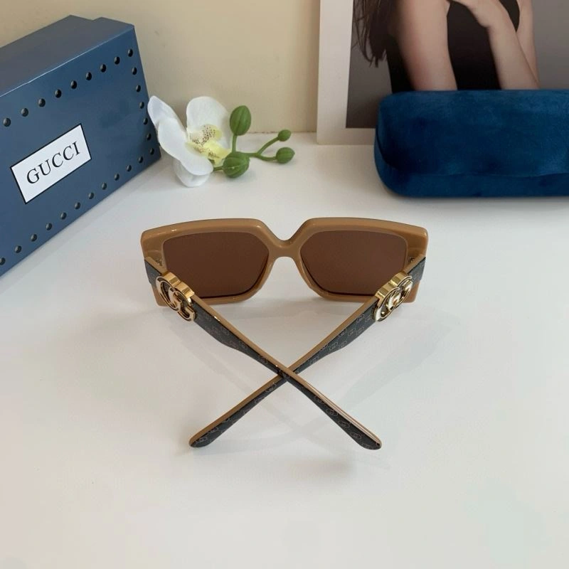 Gucci Sunglasses WaterResistant 279649
