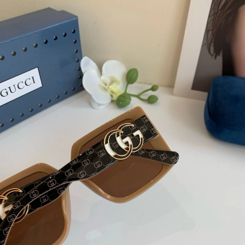 Gucci Sunglasses WaterResistant 279649