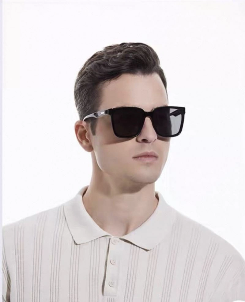 Trendsetting Gucci Sunglasses 279648