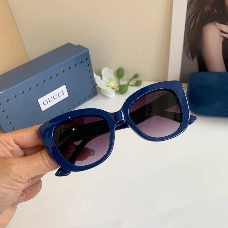 Gucci Sunglasses Seasonal 279637