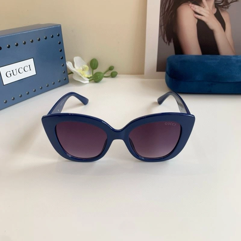Gucci Sunglasses Seasonal 279637