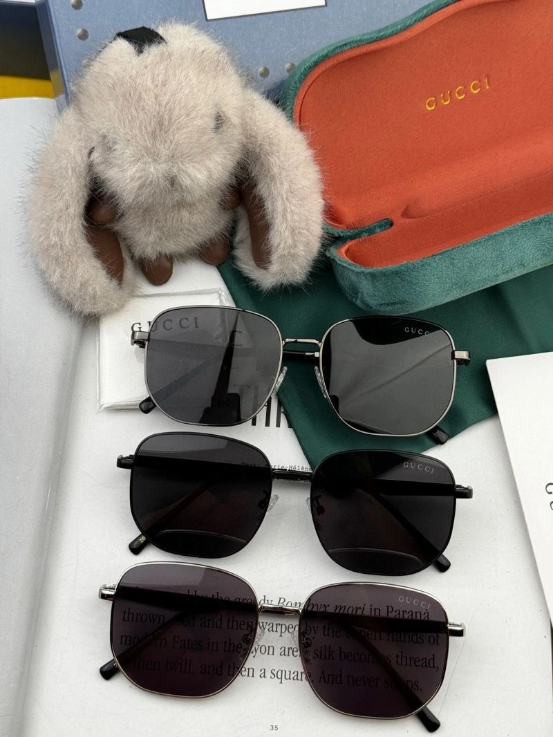 Gucci Sunglasses WaterResistant 279656