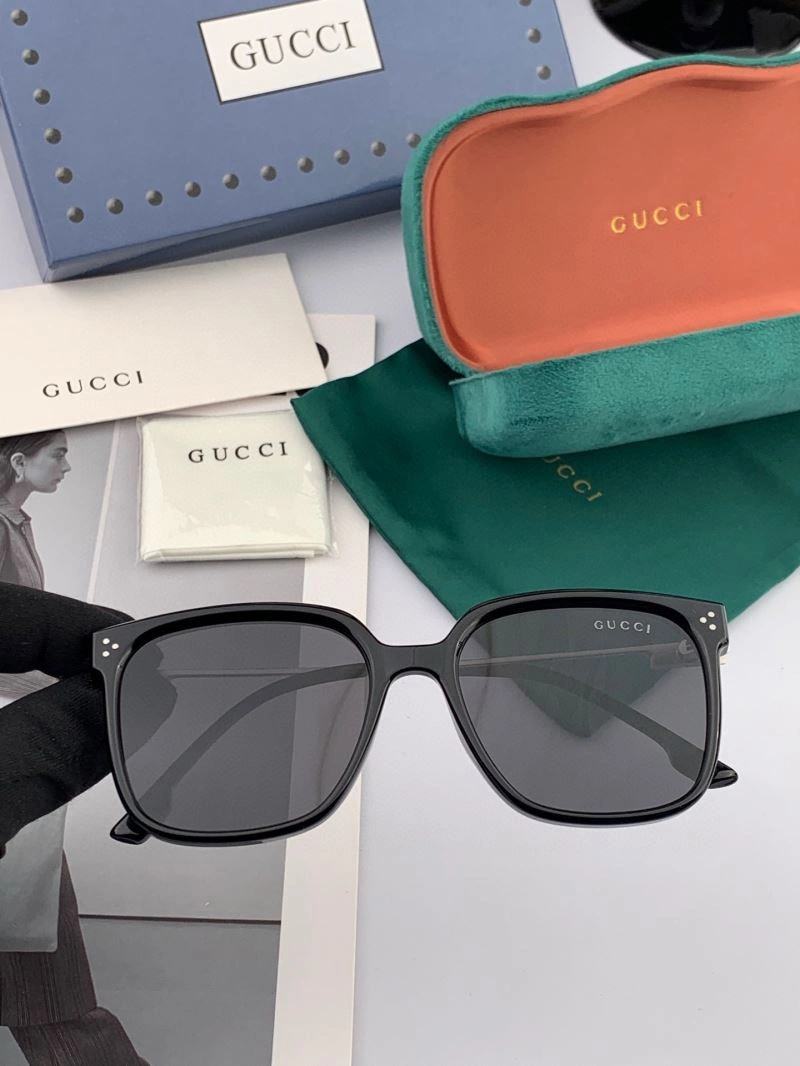 Chic Gucci Sunglasses 279628