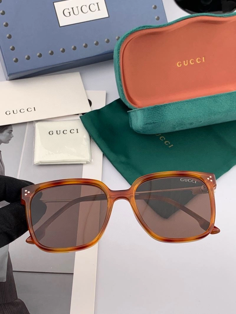 Chic Gucci Sunglasses 279628
