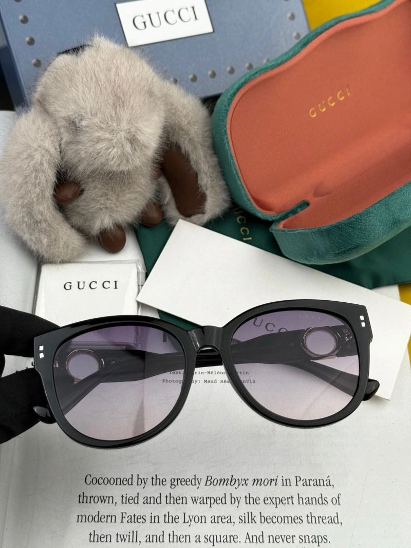 Gucci Sunglasses AllSeason 279626