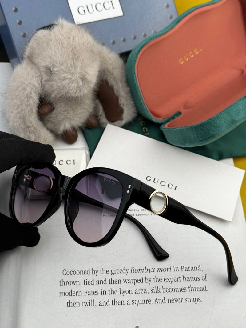 Gucci Sunglasses AllSeason 279626