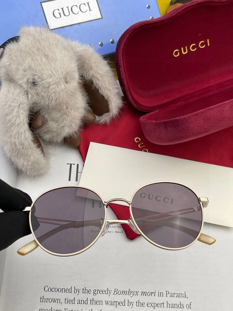 Breathable Gucci Sunglasses 279623