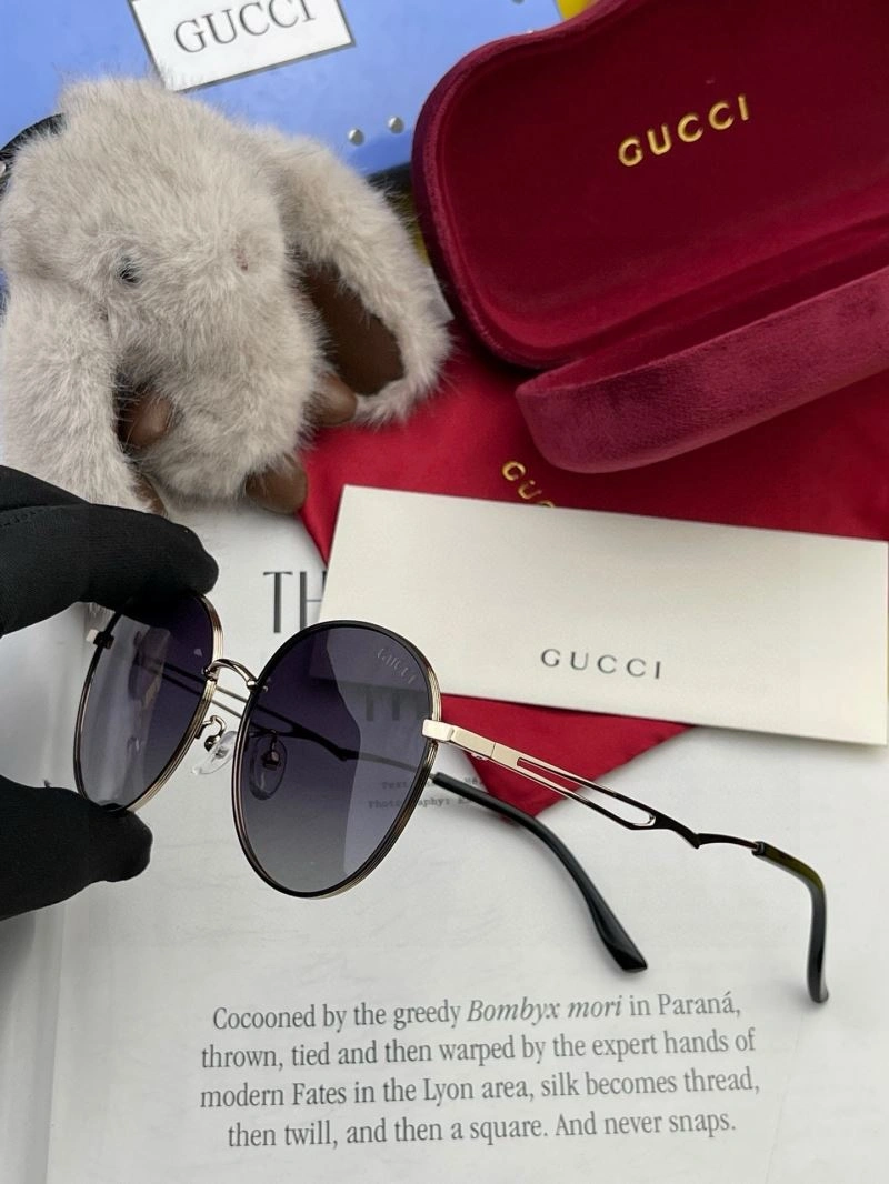 Breathable Gucci Sunglasses 279623