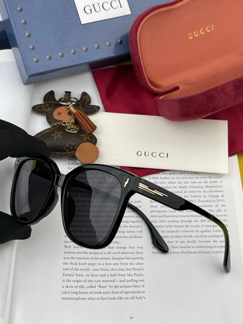 Supportive Gucci Sunglasses 279622