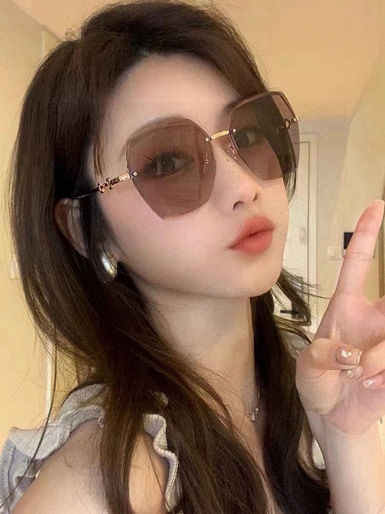 Gucci Sunglasses Affordable 279620