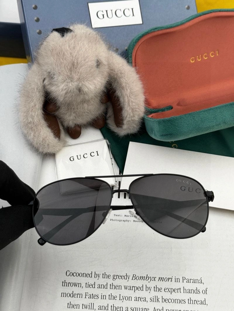 Gucci Sunglasses AllSeason 279621