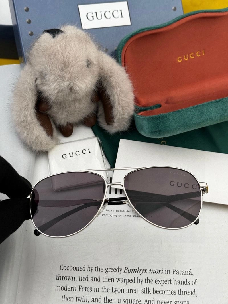 Gucci Sunglasses AllSeason 279621