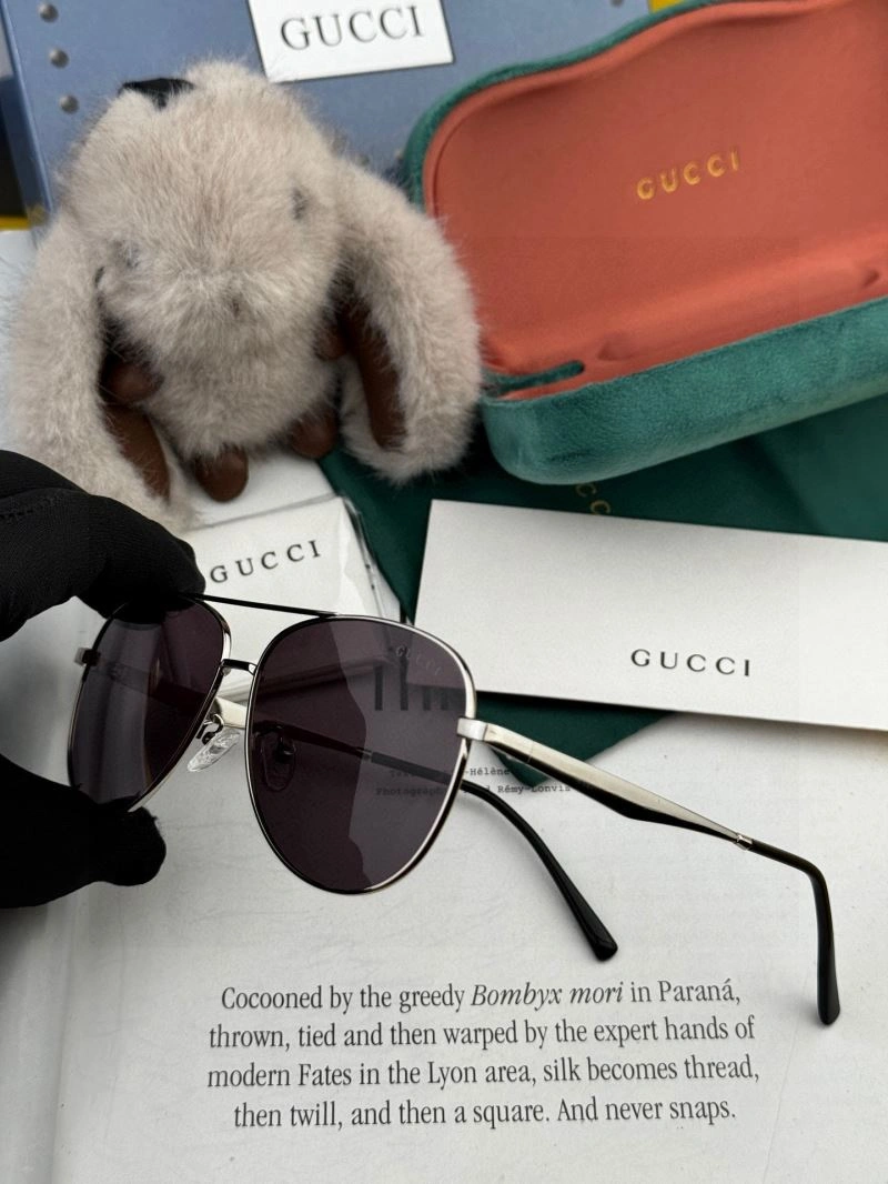 Gucci Sunglasses AllSeason 279621