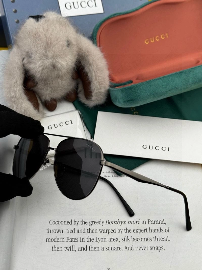 Gucci Sunglasses AllSeason 279621