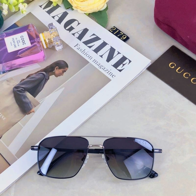 Gucci Sunglasses Chic 279619