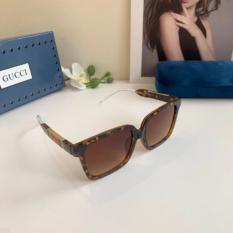 Gucci Sunglasses Packable 279611